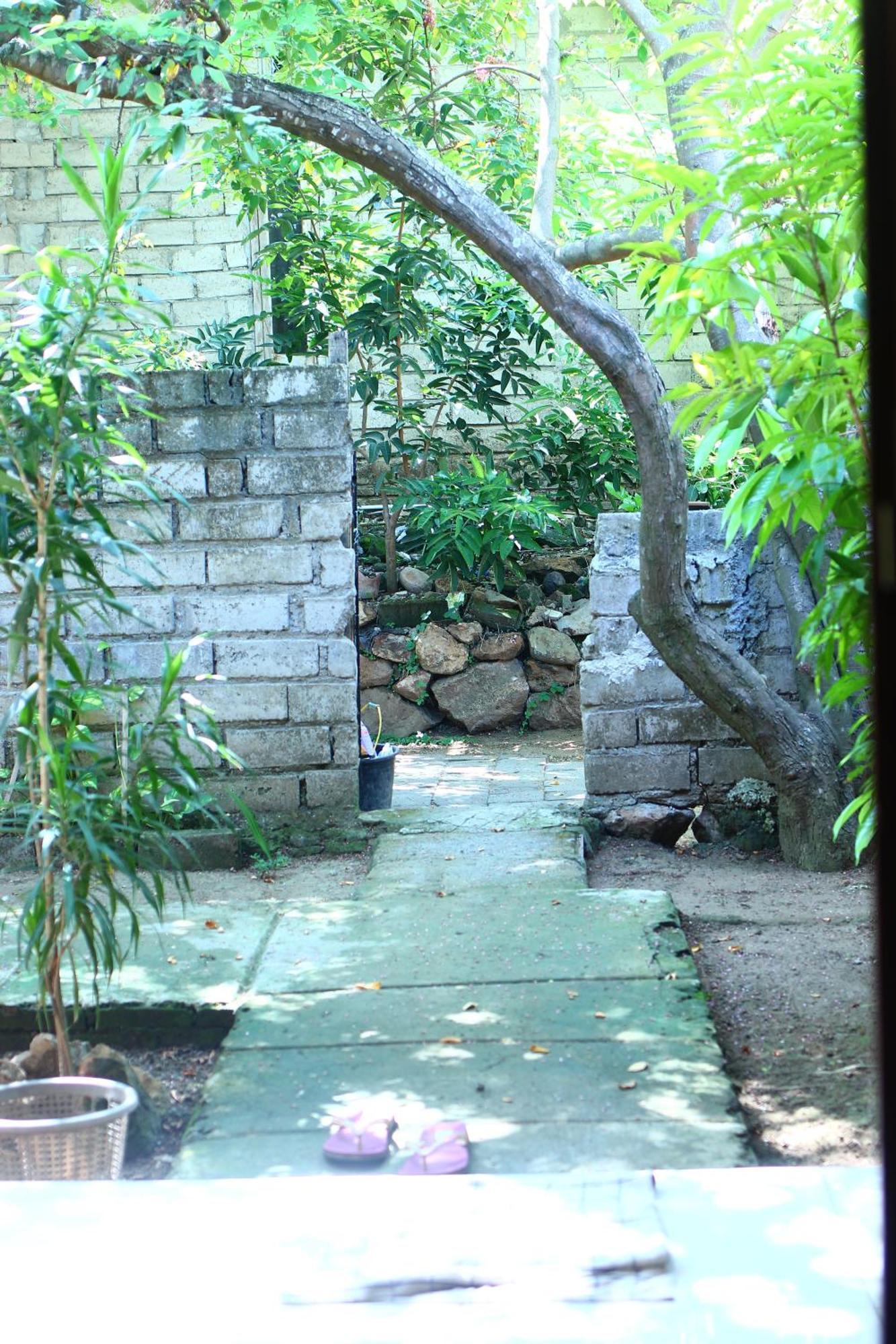 Three V Homestay Kuta  Buitenkant foto
