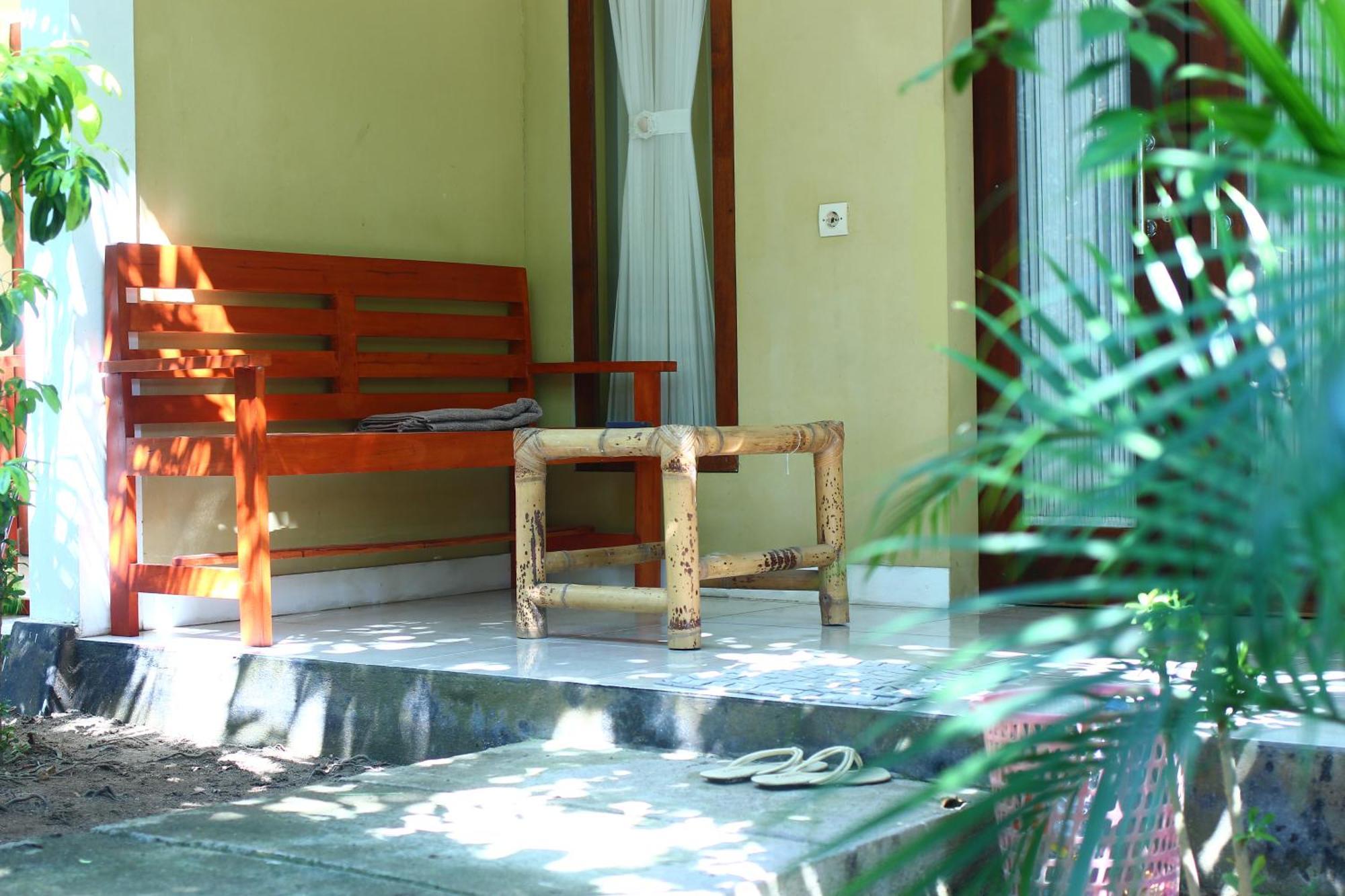 Three V Homestay Kuta  Buitenkant foto