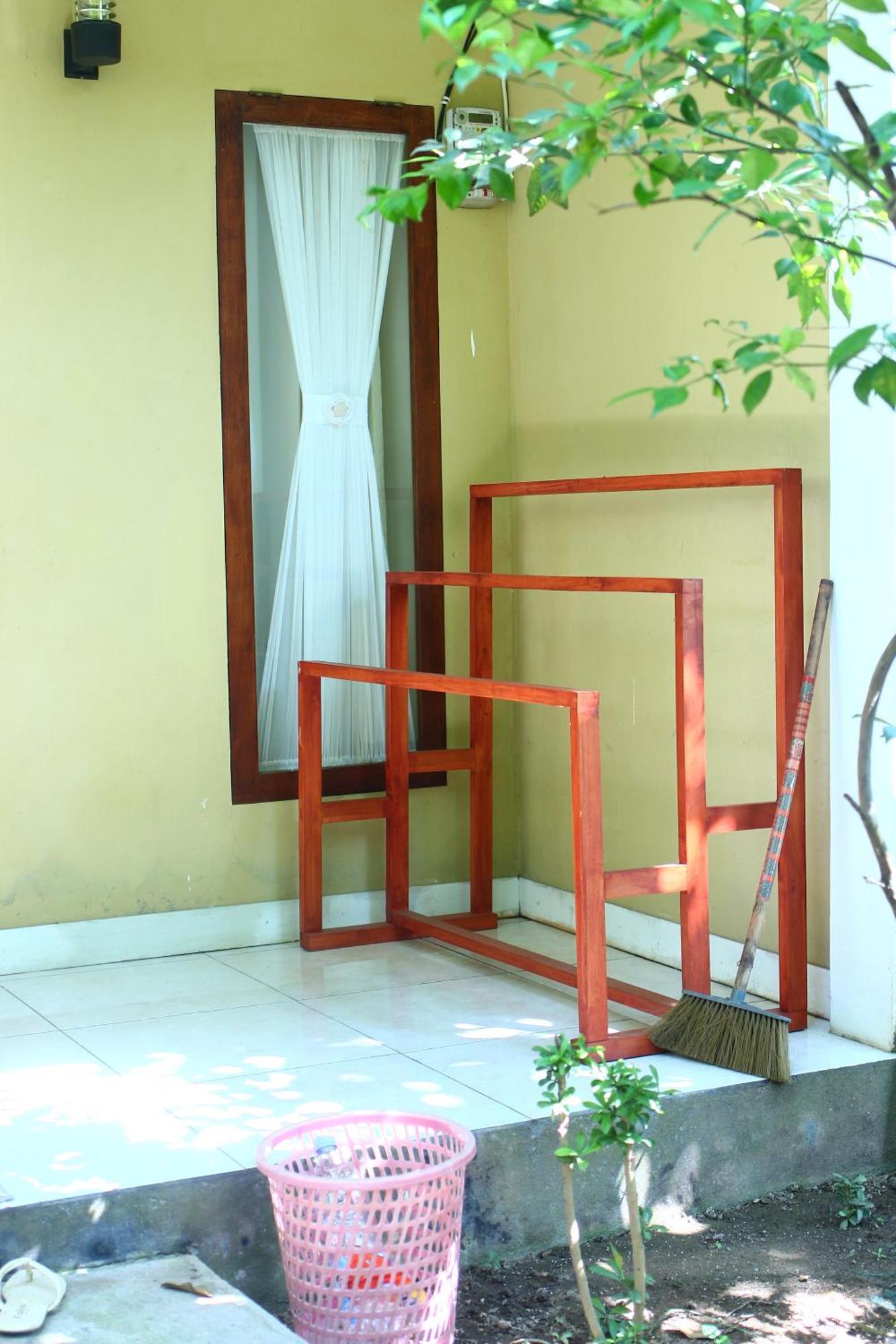 Three V Homestay Kuta  Buitenkant foto