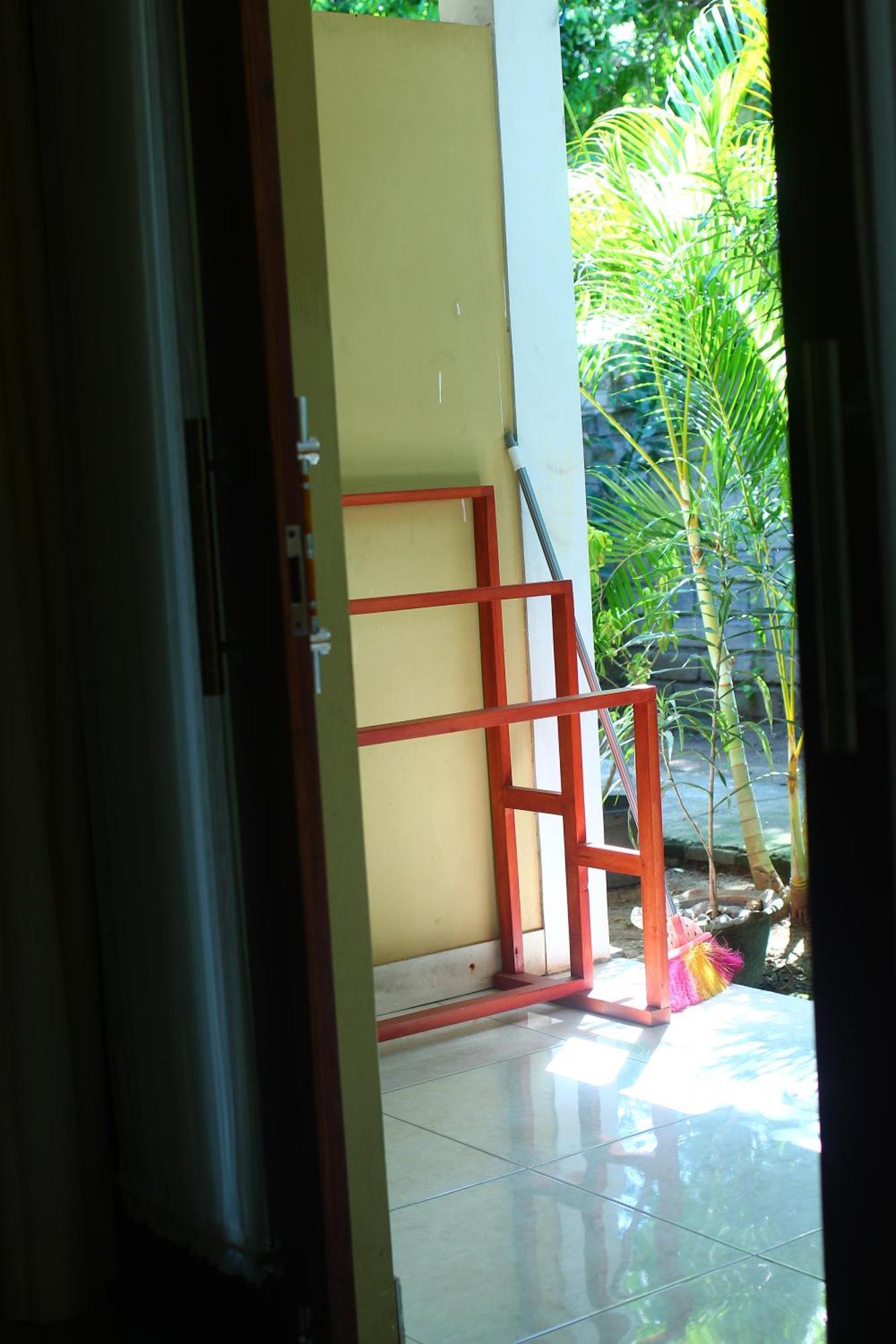 Three V Homestay Kuta  Buitenkant foto